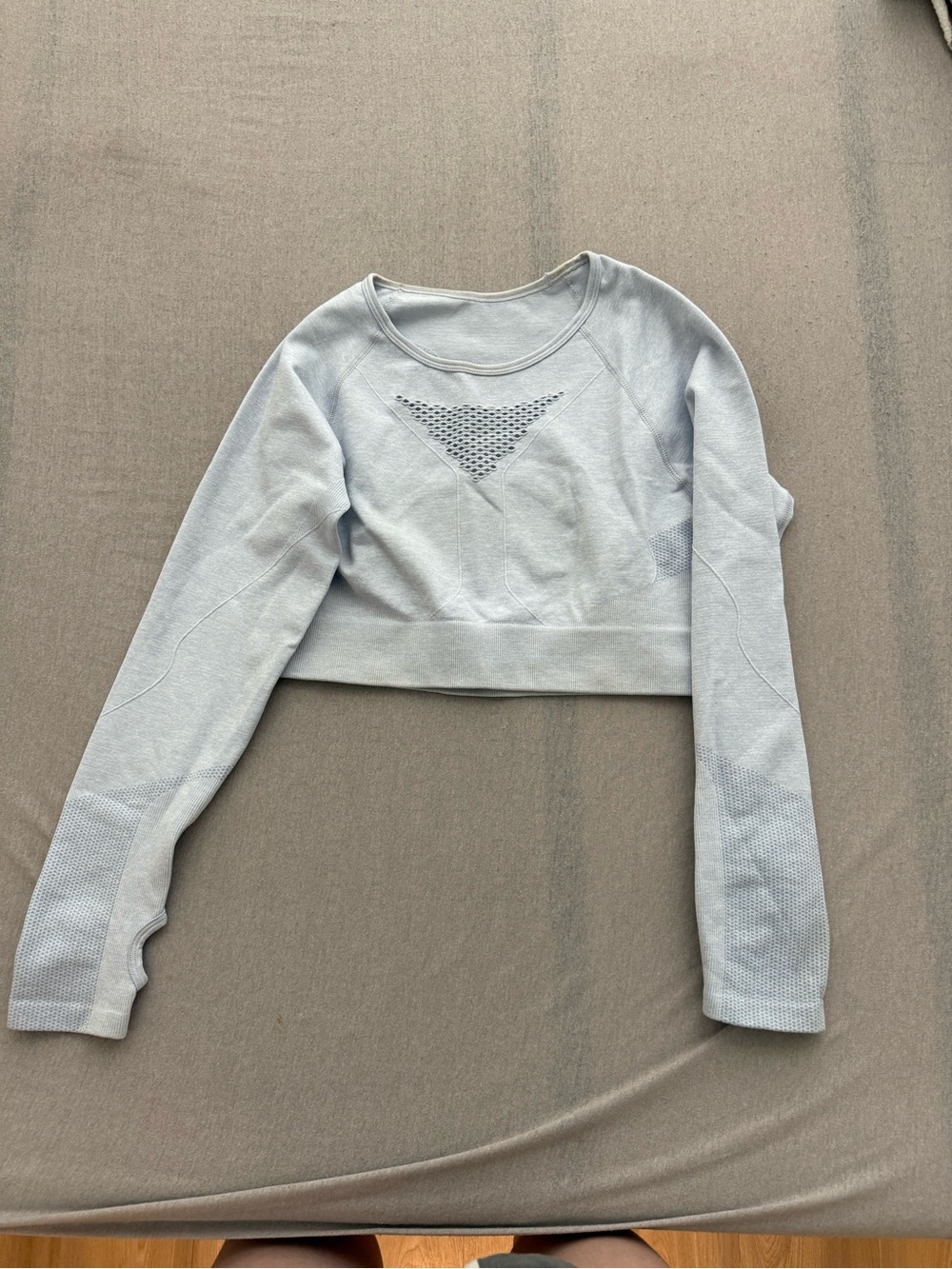Amazon Light Blue Cropped Long Sleeve Seamless Top